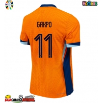 Camisa de Futebol Holanda Cody Gakpo #11 Equipamento Principal Europeu 2024 Manga Curta